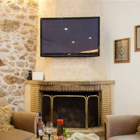 Papyrus City Centre Apartments Ираклион Экстерьер фото