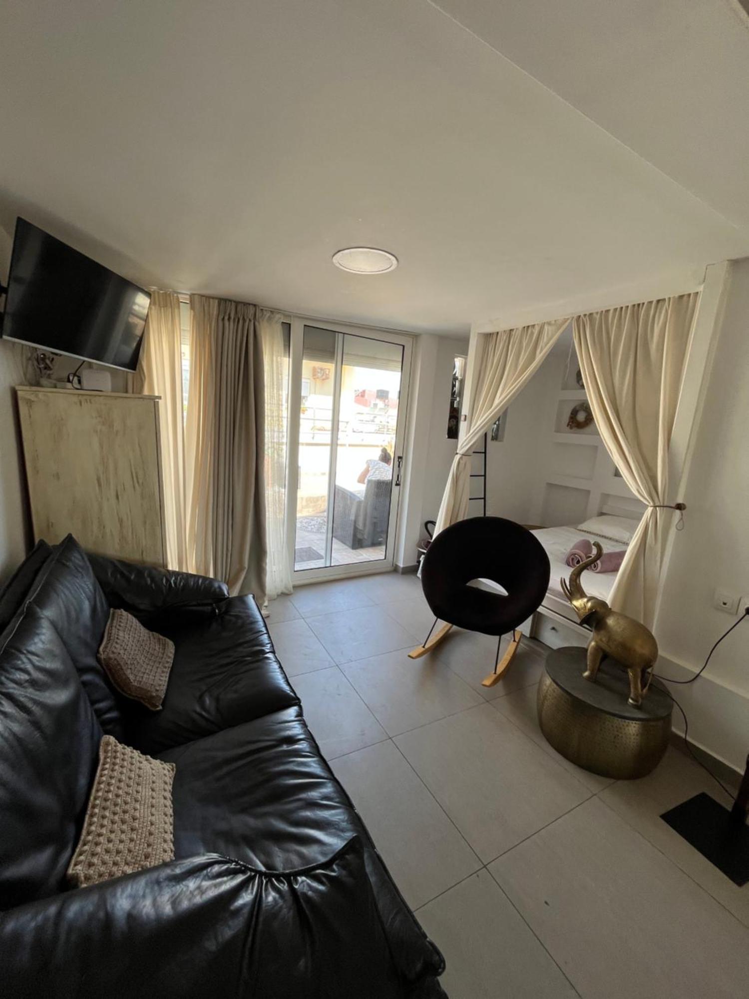 Papyrus City Centre Apartments Ираклион Экстерьер фото