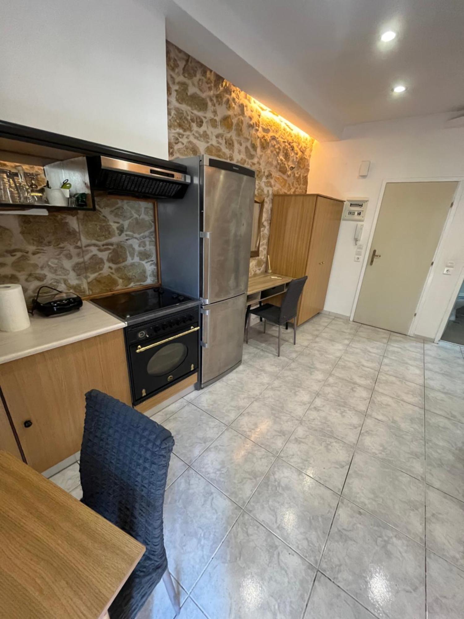 Papyrus City Centre Apartments Ираклион Экстерьер фото